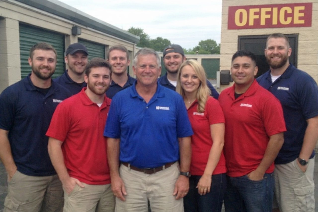 Water damage restoration professionals in Kansas City, KS